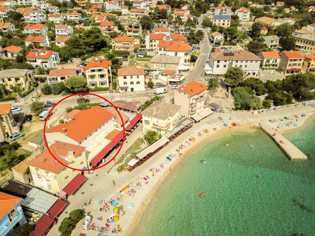 Apartment Bojan With Terrace And Sea View Baška Eksteriør bilde